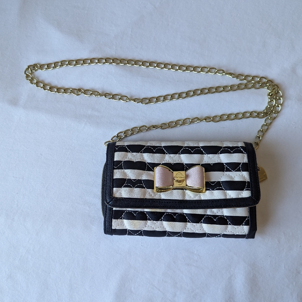 Betsey Johnson "Be My Bow" Wallet/Crossbody Purse Black & White Stripes
